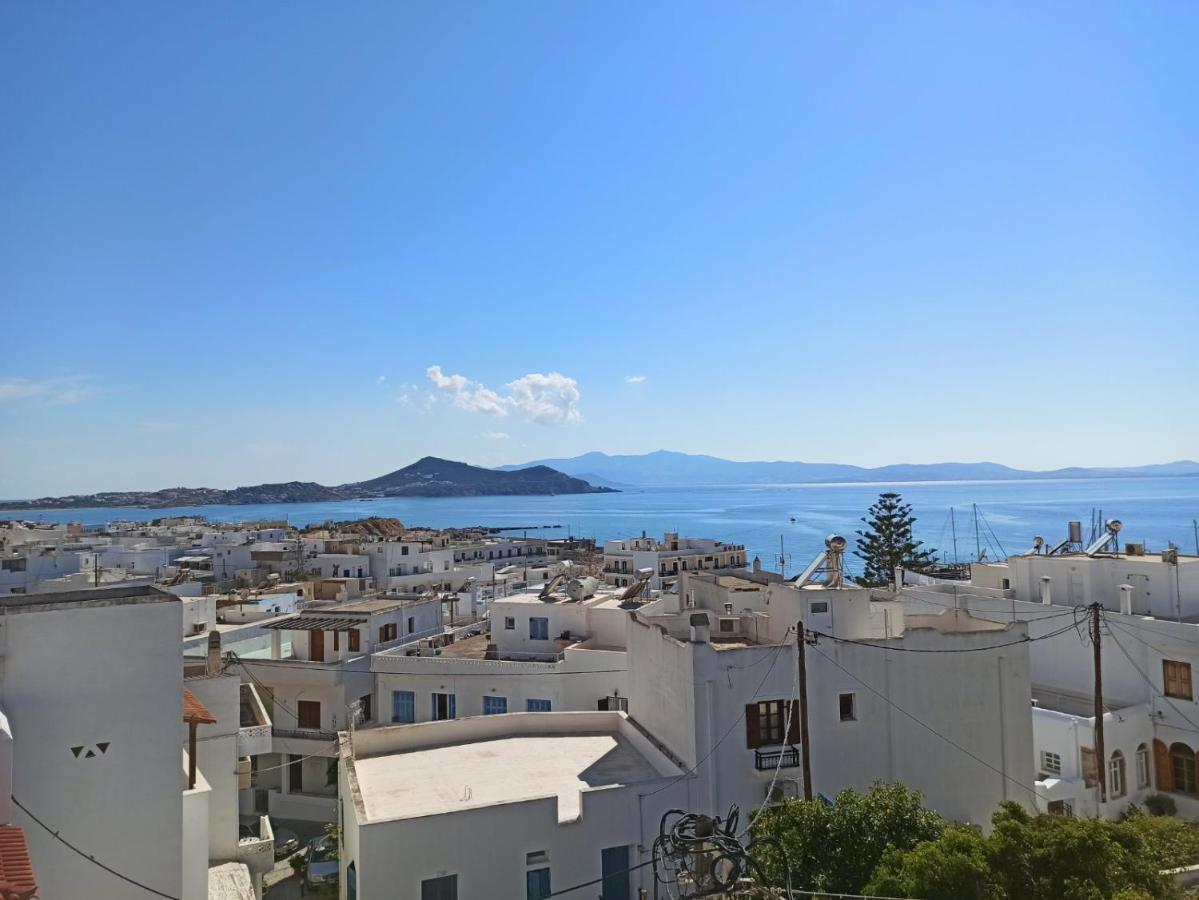 Elizabeth'S Small Apartment Naxos City ภายนอก รูปภาพ