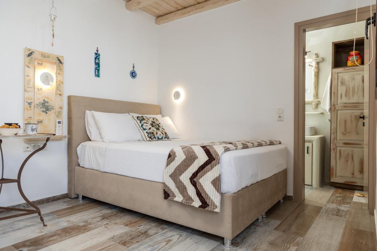Elizabeth'S Small Apartment Naxos City ภายนอก รูปภาพ