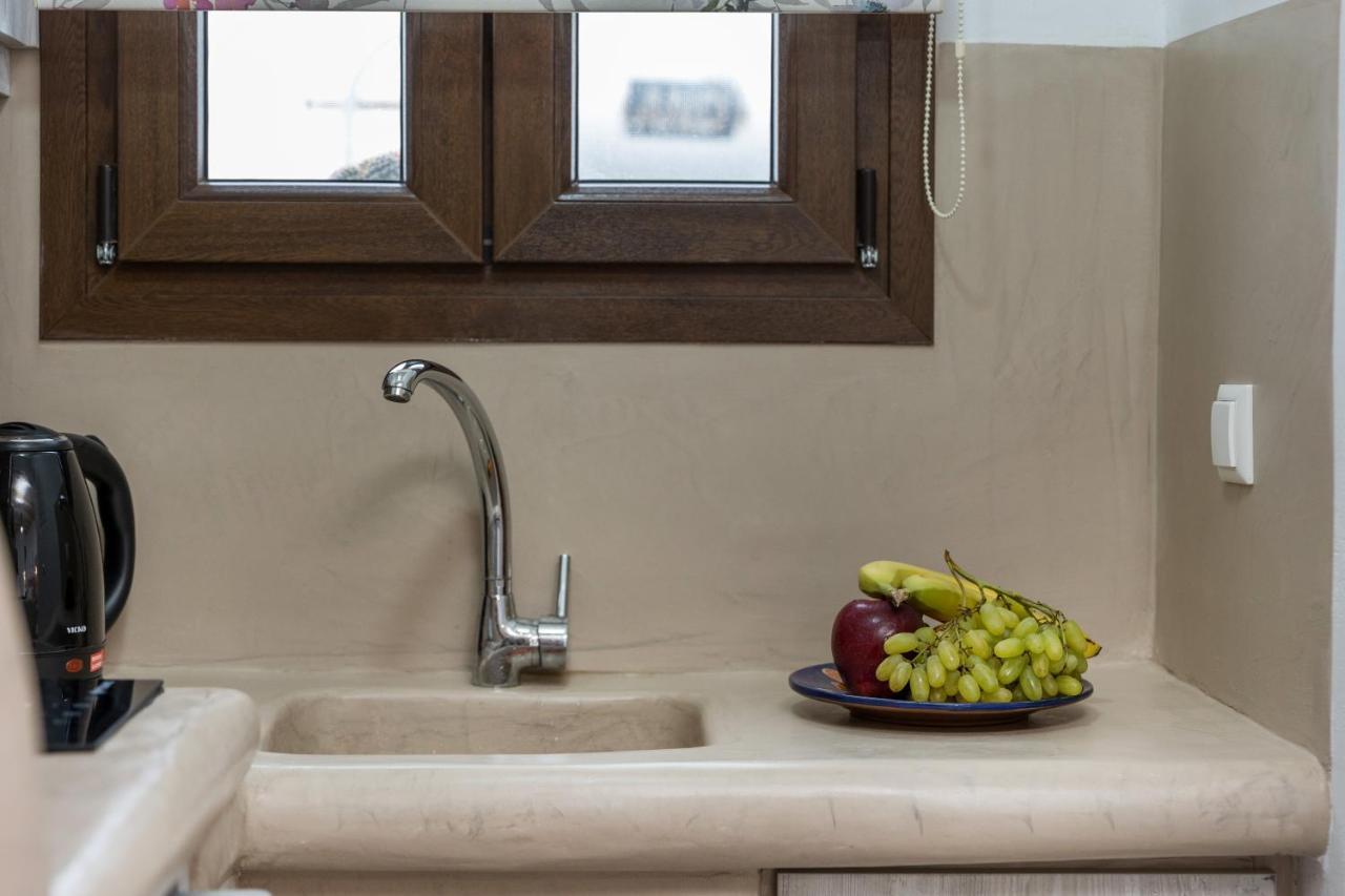 Elizabeth'S Small Apartment Naxos City ภายนอก รูปภาพ